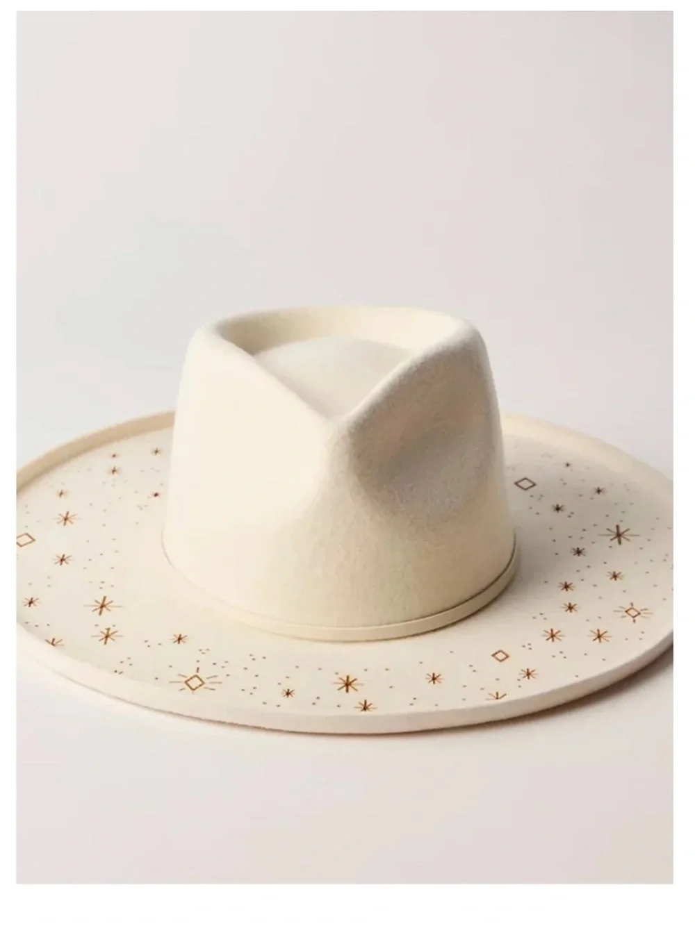 Free People Under the Moon & Stars hat - Picture 1 of 2